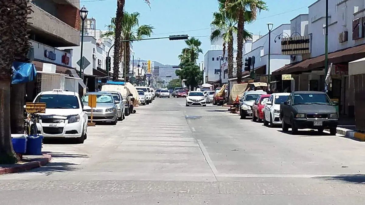 calles y estacionamiento en el centro (2)